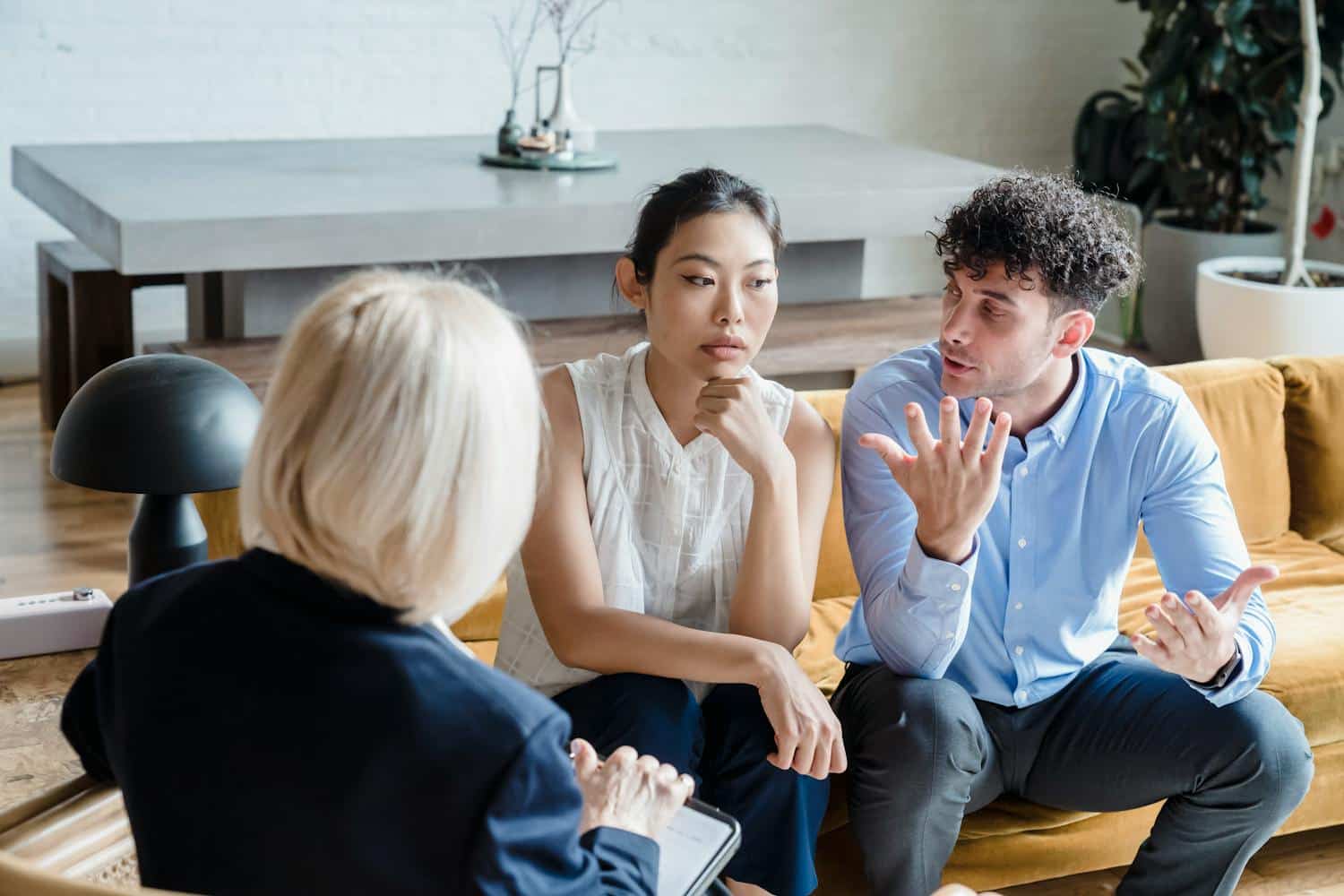 What to Expect When You Meet a Relationship Therapist in Dublin